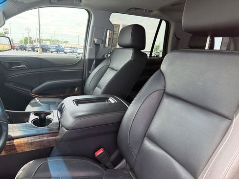 Used 2019 Chevrolet Tahoe LT AWD/4WD image 14