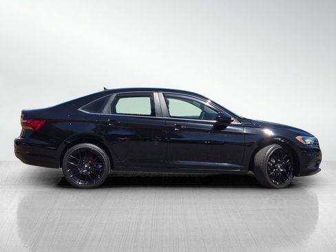 Used 2019 Volkswagen Jetta S w/ Driver Assistance Package FWD image 4
