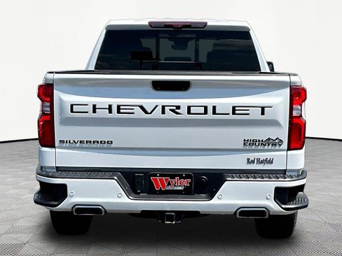 Used 2023 Chevrolet Silverado 1500 High Country w/ High Country Premium Package AWD/4WD image 5