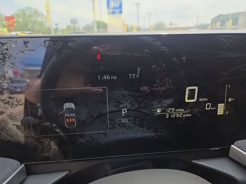 Used 2025 Nissan Kicks SV FWD image 18