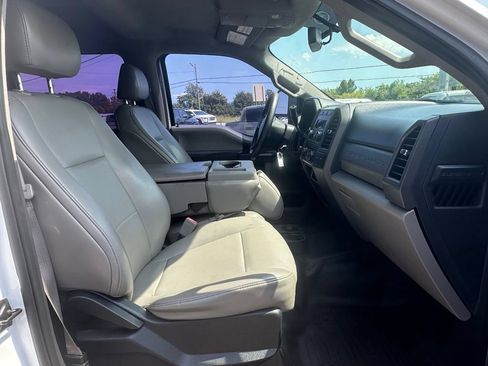Used 2019 Ford F250 XL w/ Power Equipment Group AWD/4WD image 6