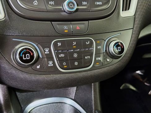 Used 2024 Chevrolet Malibu LT image 17