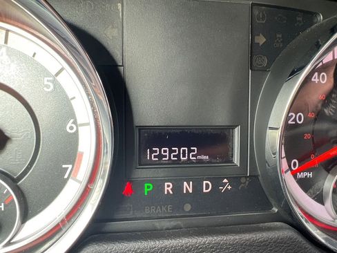 Used 2018 Dodge Grand Caravan SE image 26