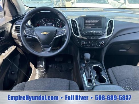 Used 2024 Chevrolet Equinox LT AWD/4WD image 16