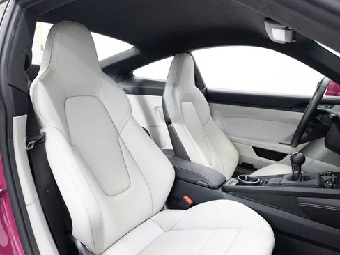 Certified 2023 Porsche 911 GT3 image 32