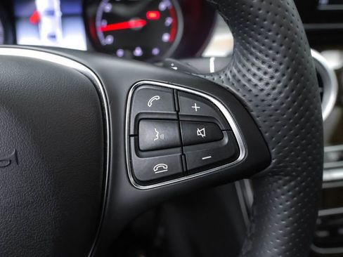 Used 2018 Mercedes-Benz C 300 4MATIC Sedan image 13