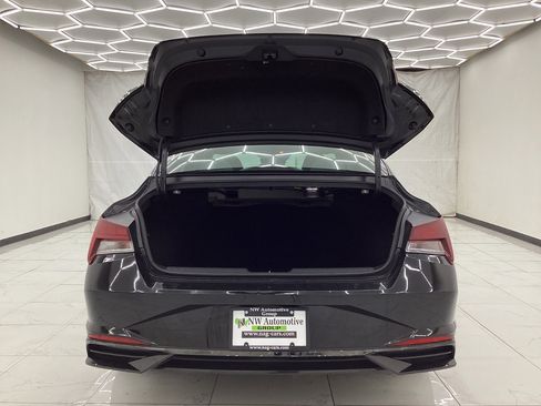 Used 2021 Hyundai Elantra SEL w/ Convenience + Premium Package FWD image 42