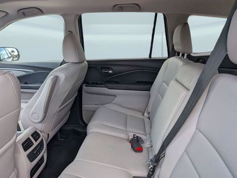 Used 2018 Honda Pilot EX-L image 16