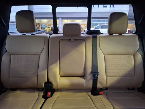 Certified 2023 Ford F250 Lariat w/ Lariat Ultimate Package image 19