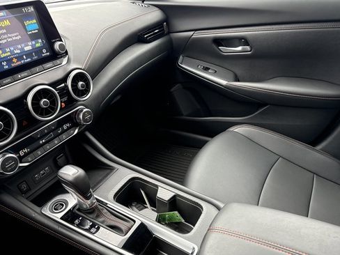 Certified 2025 Nissan Sentra SR w/ SR Premium Package image 19