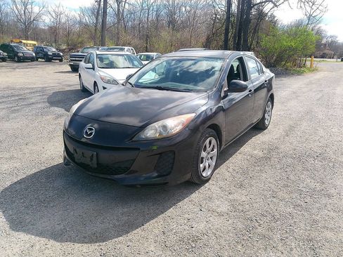 Used 2013 MAZDA MAZDA3 i Sport image 9