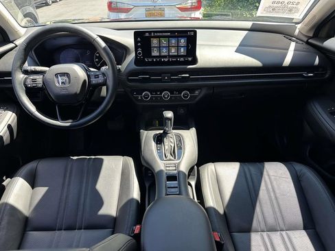 Used 2024 Honda HR-V EX-L image 14
