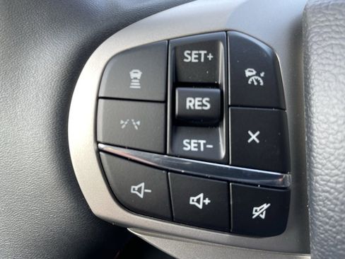 New 2026 Ford Explorer Active w/ Active Comfort Package image 18