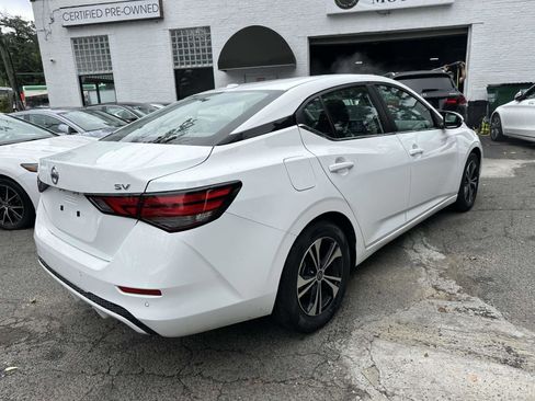 Used 2023 Nissan Sentra SV image 3