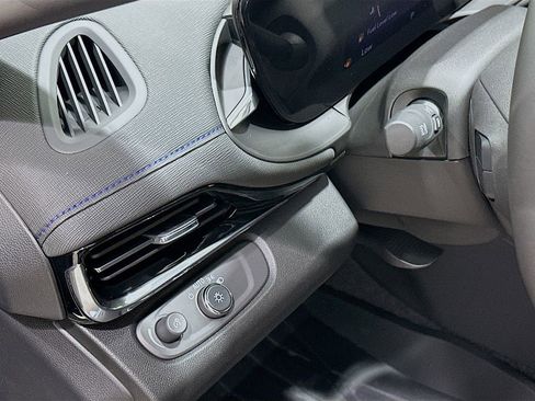 New 2026 Buick Envista Sport Touring w/ Convenience I Package FWD image 10