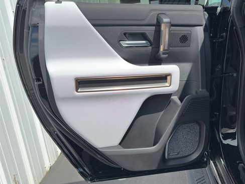 New 2025 GMC Hummer EV 3X image 30