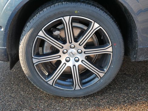 Used 2019 Volvo XC60 T8 Inscription w/ Advanced Package image 15