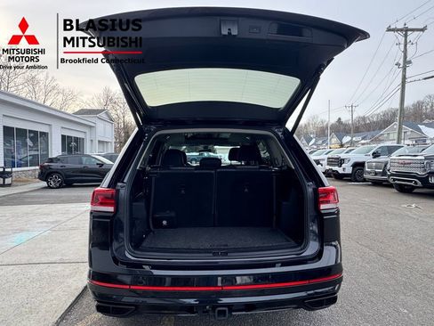 Used 2023 Volkswagen Atlas SEL R-Line image 10