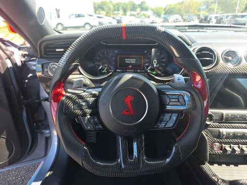 Used 2022 Ford Mustang Shelby GT500 w/ Technology Package RWD image 18