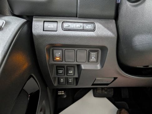 Used 2022 Nissan Frontier PRO-4X w/ Pro-4X Premium Package image 24