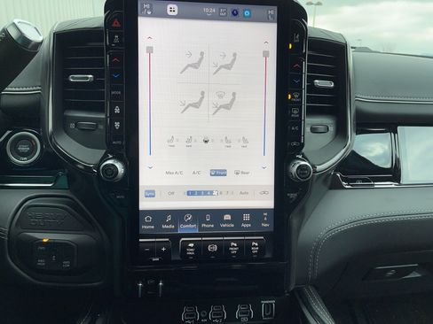 New 2026 RAM 3500 Limited image 25