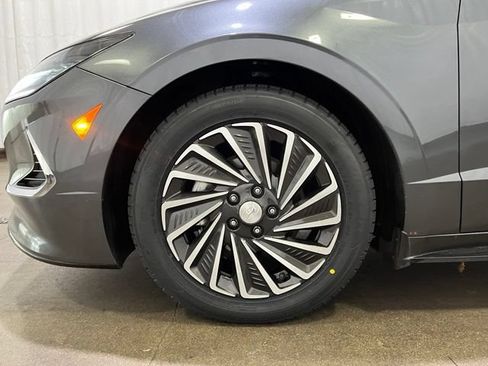 Used 2023 Hyundai Sonata SEL FWD image 23