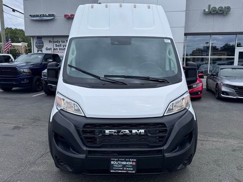 Used 2025 RAM ProMaster 3500 FWD image 2