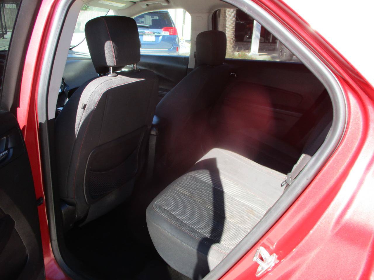 Used 2015 Chevrolet Equinox LT w/ Driver Convenience Package FWD image 15