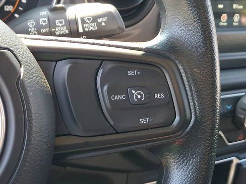 Used 2023 Jeep Wrangler Unlimited Sport AWD/4WD image 21