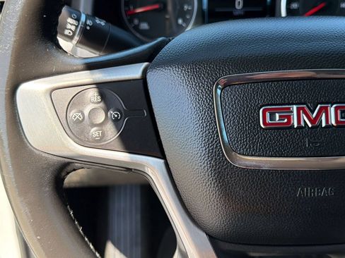 Used 2019 GMC Acadia SLT w/ Black Edition FWD image 11