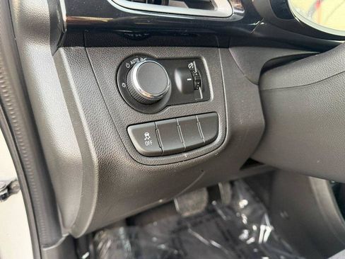 Used 2020 Chevrolet Spark LT FWD image 27