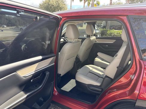 Used 2024 MAZDA CX-90 3.3 Turbo w/ Preferred Package image 12