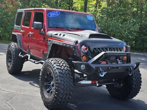 Used 2011 Jeep Wrangler Unlimited Sport AWD/4WD image 5
