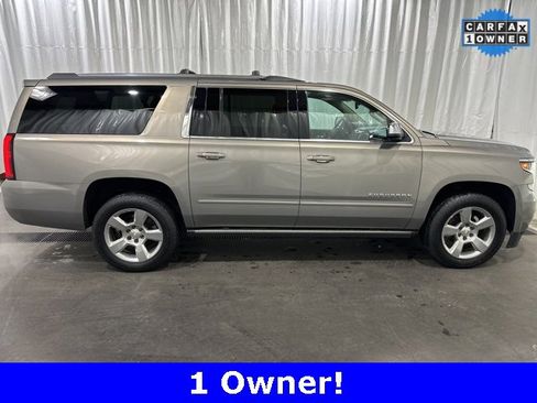Used 2019 Chevrolet Suburban Premier image 2