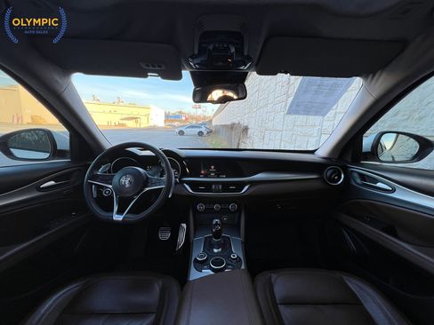 Used 2018 Alfa Romeo Stelvio Sport w/ Quick Order Package 22J Sport image 21