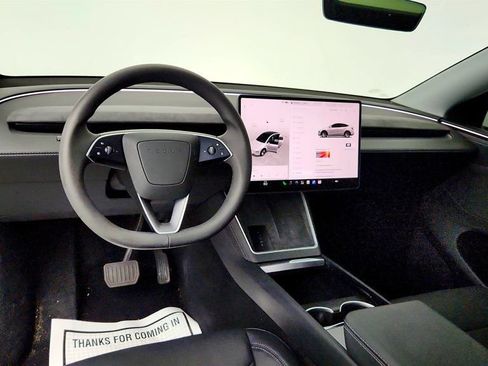 Used 2026 Tesla Model Y AWD image 11