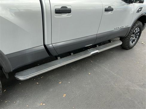 Used 2019 Nissan Titan PRO-4X w/ Pro-4x Convenience Package image 26
