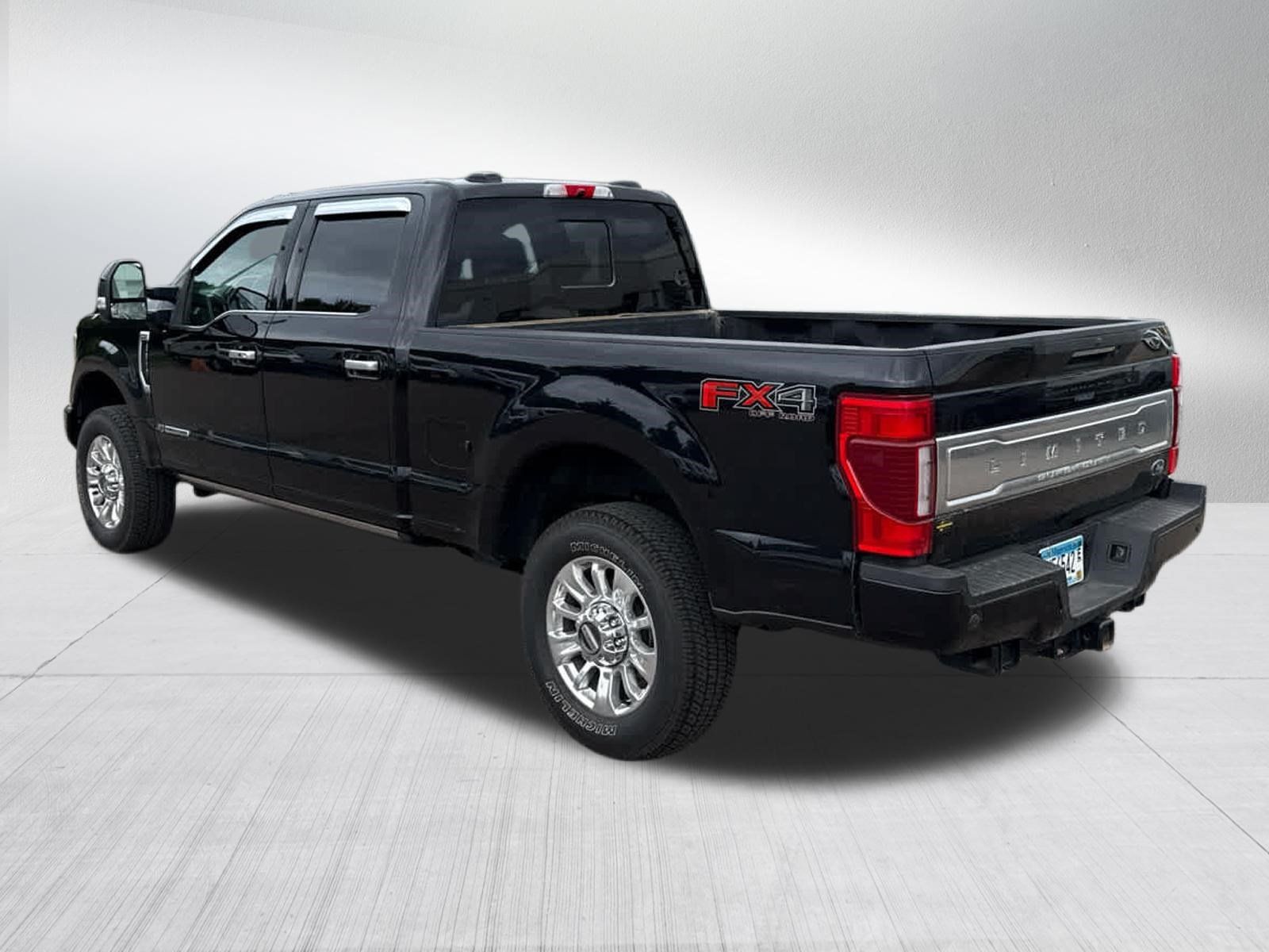 Used 2022 Ford F350 Limited w/ FX4 Off-Road Package AWD/4WD image 5
