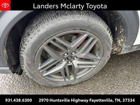 Used 2025 Ford Explorer ST-Line w/ Premium Package RWD image 6