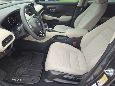 Certified 2026 Honda HR-V LX image 14