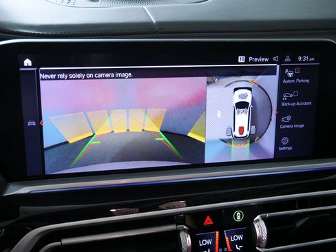 Used 2021 BMW X7 M50i AWD/4WD image 32