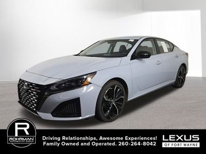 Used 2023 Nissan Altima 2.5 SR