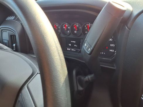Used 2024 Chevrolet Silverado 1500 Custom RWD image 18