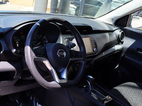 Used 2021 Nissan Kicks SV FWD image 38