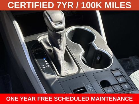 Used 2023 Toyota Highlander LE FWD image 22