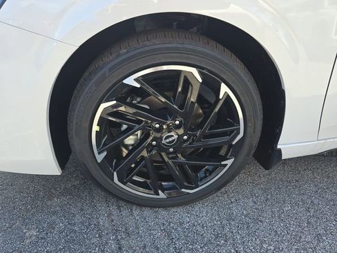 New 2026 Nissan Sentra SR w/ SR Premium Package image 12