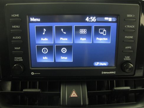 Used 2021 Toyota RAV4 XLE w/ Convenience Package image 16