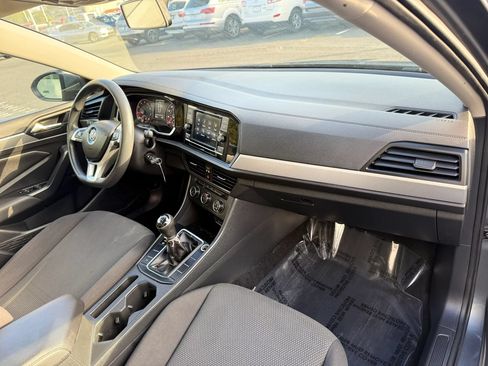 Used 2020 Volkswagen Jetta S FWD image 35