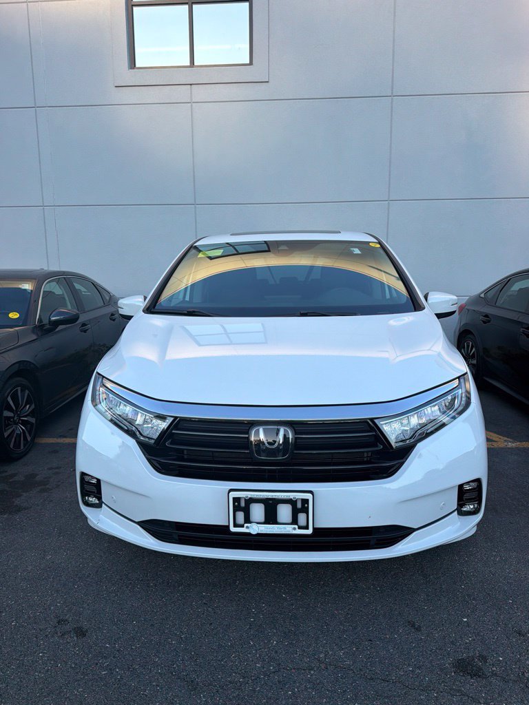 Used 2024 Honda Odyssey Touring image 1