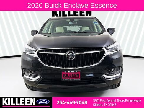 Used 2020 Buick Enclave Essence w/ Sound and Sites Package image 2